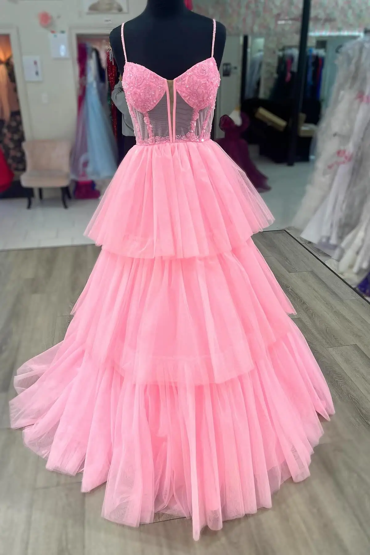 Vestidos de graduación escalonados de tul, escote Corazón, tirantes finos, sin mangas, Espalda descubierta, vestido de pastel, vestidos de fiesta de boda elegantes