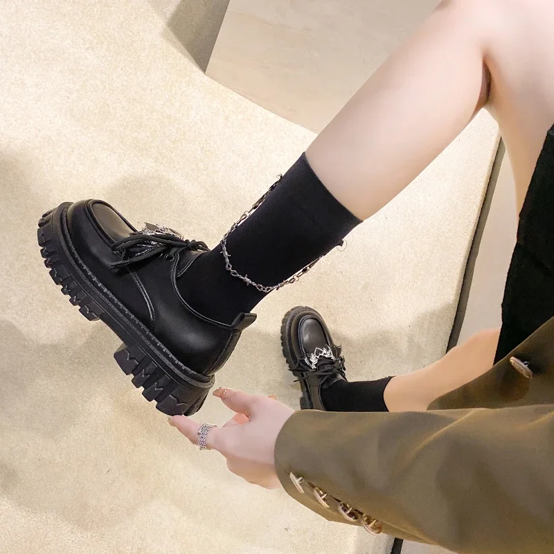 Metal Chain Platform Lolita Gothic Shoes Woman 2023 Spring College Style Patent Leather Pumps Women Japan School Uniform Shoes