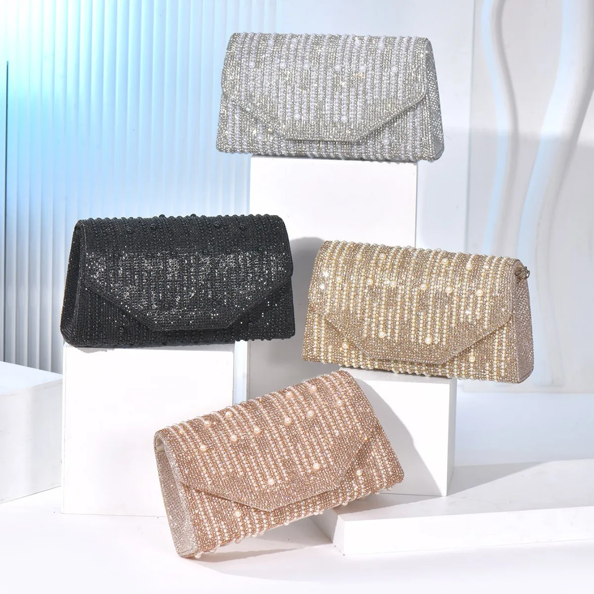 

Модная сумка для мобильного телефона с бриллиантовой цепочкой, маленькая квадратная сумка для ношения в руке, вечерняя сумочка, сумка через плечо.