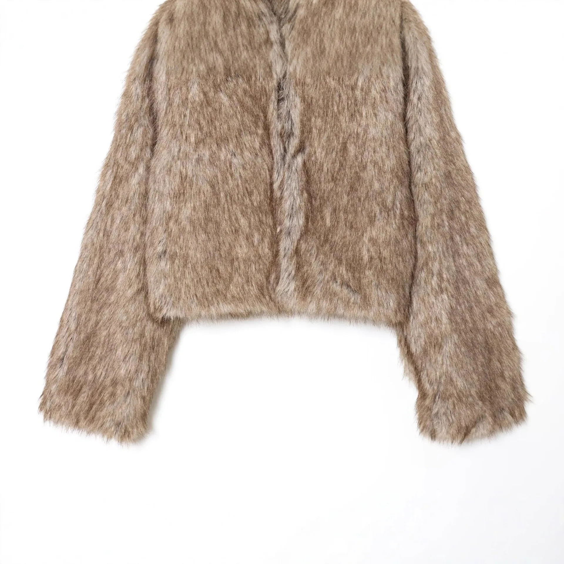 

Women Khaki Artificial Fur Jacket Round Neck Long Hair Full Sleeve Lady Imitation Fur Outwear Winter Temperament Female Fur Coat