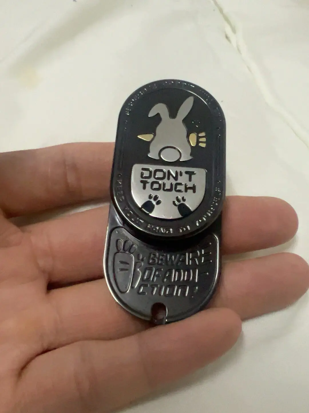 Used EDC Grumpy Rabbit Rhythm Push Card, Black [Almost Brand New]
