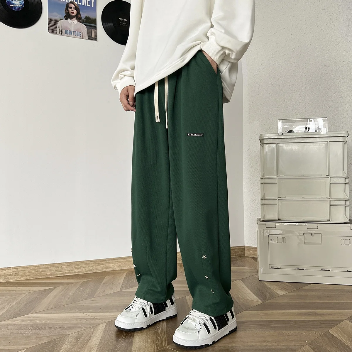 

Men's Loose Straight Leg Casual Pants Autumn Sle Drapey Floor-Length Trousers Spring New Arrival Faionable Youthful