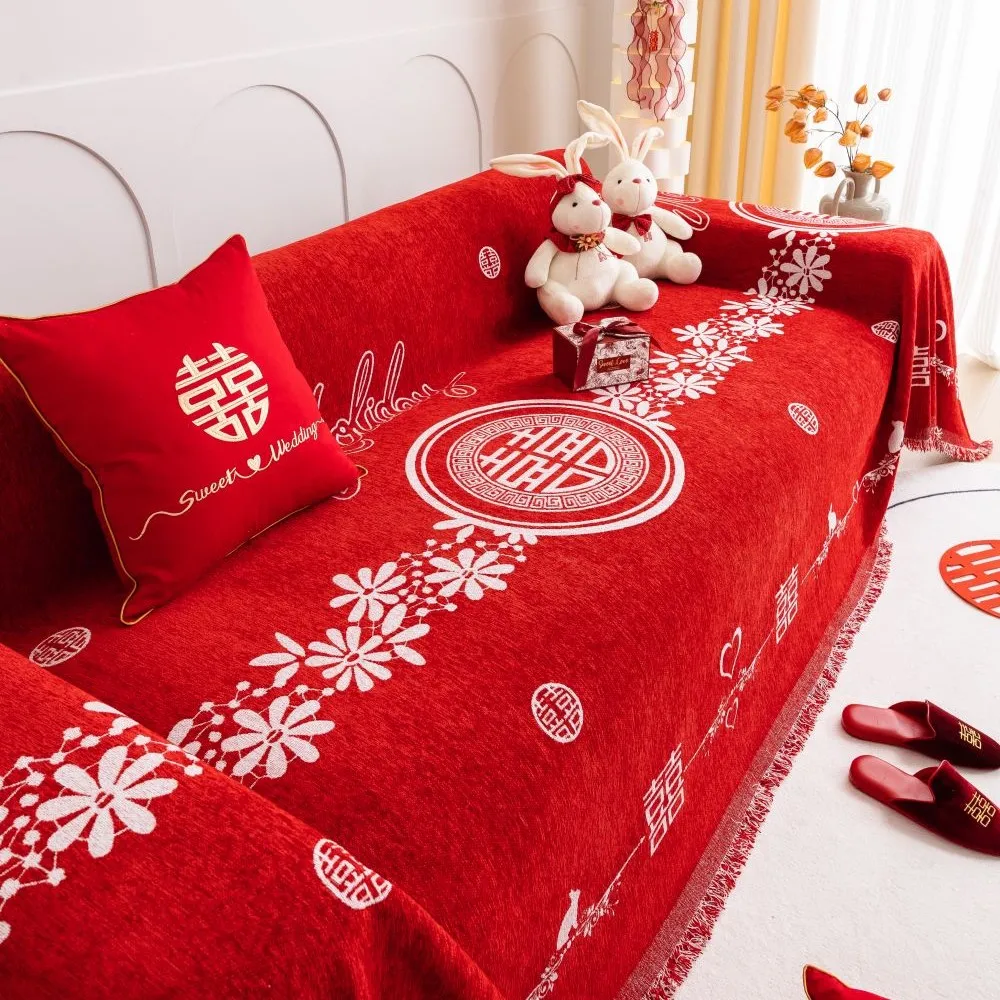  Universal Multifunctional Non Slip Skin Friendly Chenille Romantic Wedding Decoration Red Sofa Towel Cover Blanket Living Room