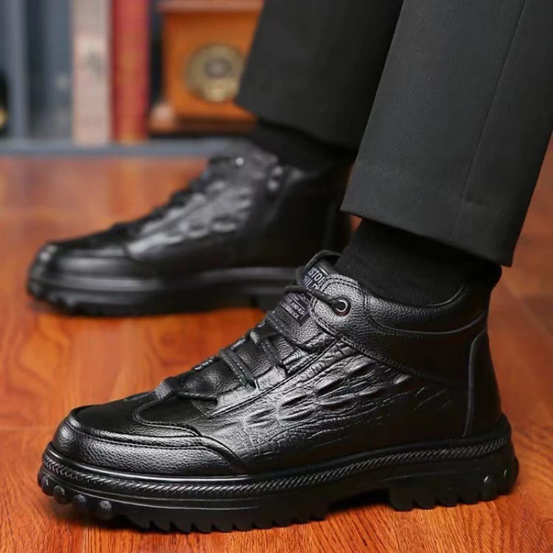Men's Winter Ankle Boots Thickened Fleece Lined Casual Shoes Soft Bottom Anti-slip Fashion Black Leather Shoes Men Cotton Shoes