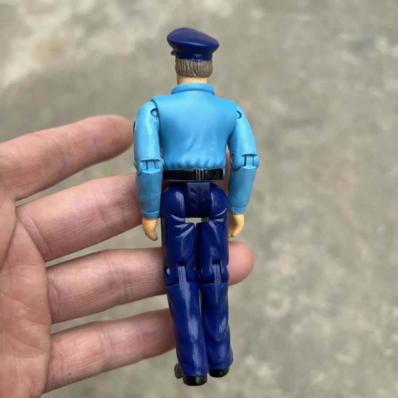 Original  Movable  Model   Doll  Policeman  Soldiers  3.75 Inch   Action Figurs Toys