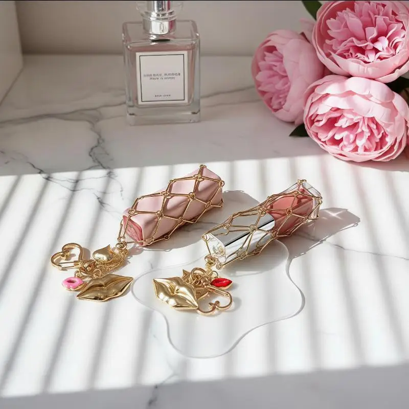 Metal Net Lipstick Storage Bag Keychain Interchangeable Lip Balm Holder Charm Anti-lost Small Bag Accessory for Women Daily Use