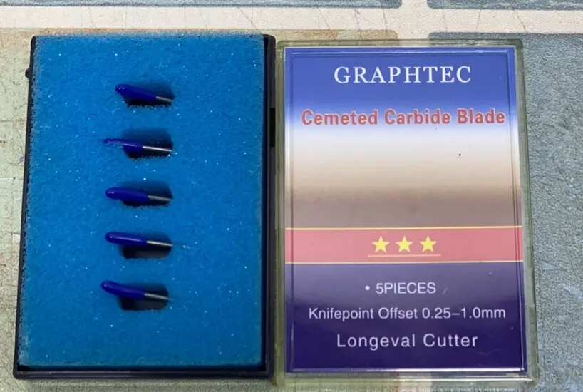 

10PCS For Graphtec Cutting Plotter CB09 CB09U Blade Knife Cemented Carbide Blade CE3000 CE5000 CE6000 FC8600 FC8000 Vinyl Cutter