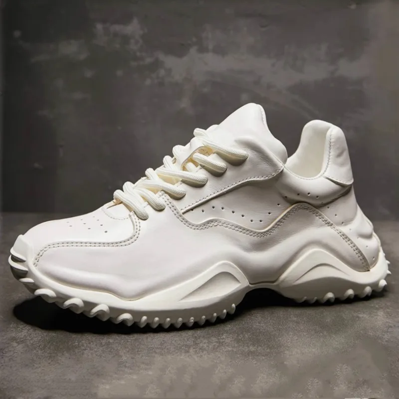 

Новая весенне-летняя дышащая повседневная спортивная обувь, мужские высококачественные белые кроссовки на шнуровке, молодежная уличная походная обувь из натуральной кожи