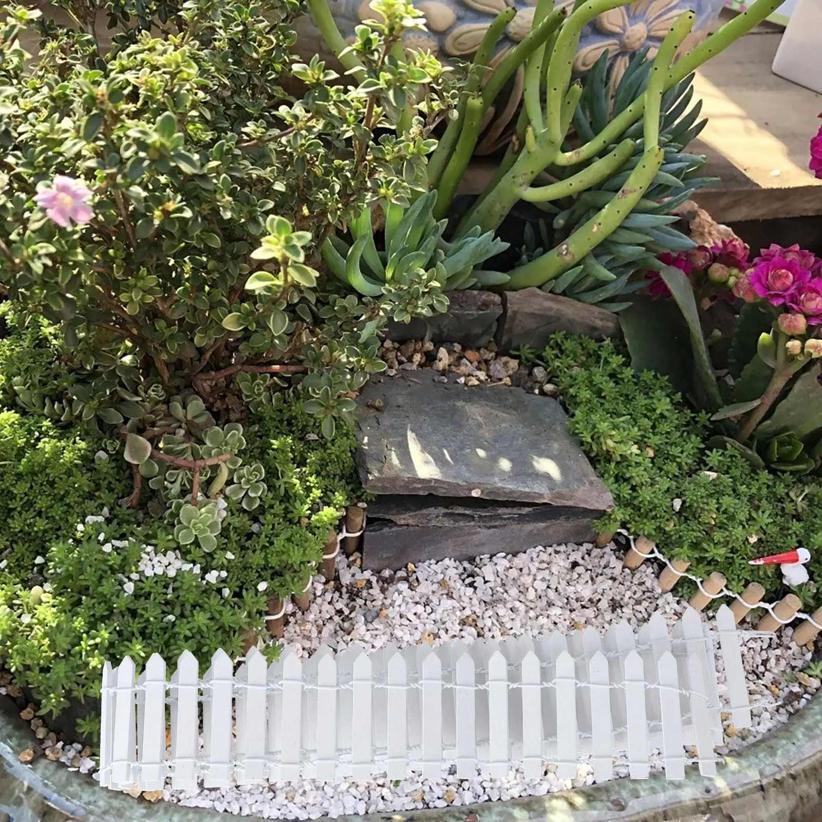 

Mini Wood Fence 100Cm X 5Cm Simple Elegant Decorative Fence for Garden Courtyard Christmas Tree Fairy Garden Micro Landscape DIY