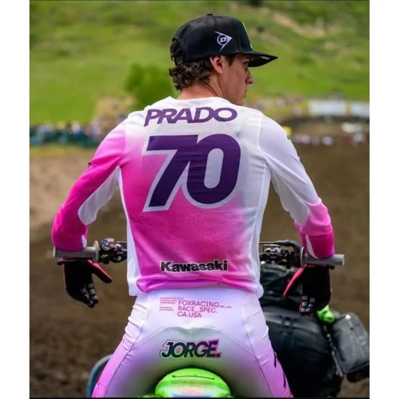 كاواساكي على الطرق الوعرة دراجة نارية متسابق خورخي برادو رقم 70 Supermotoress الرياضة الرجال والنساء تنفس المألوف تي شيرت