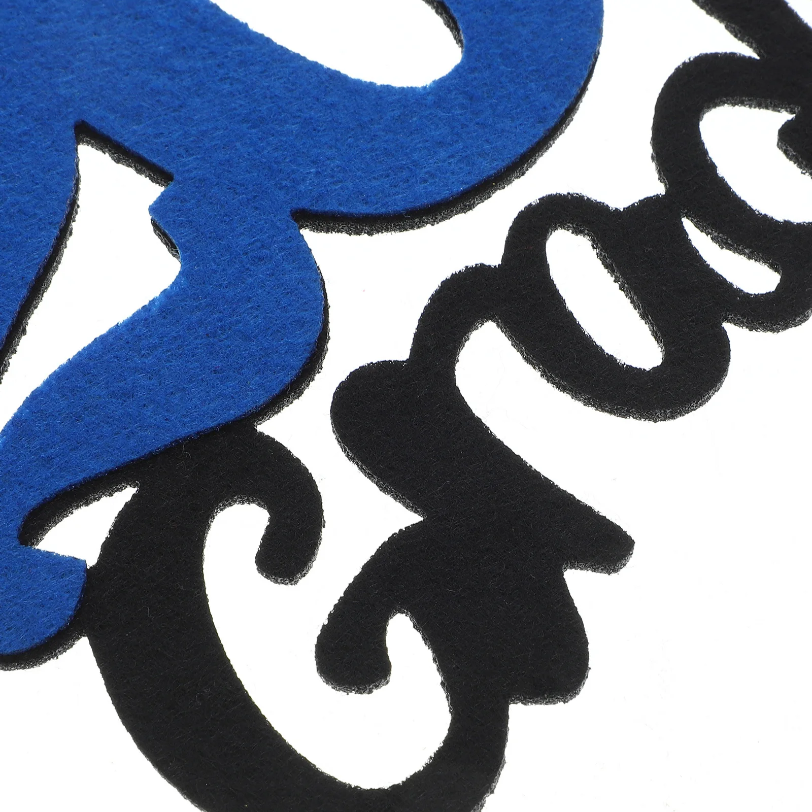 

Graduation Photo Props Non Woven Fabric Set Exquisite Appearance Vivid Patterns Perfect for 2024 Party Photo Booth Supplies