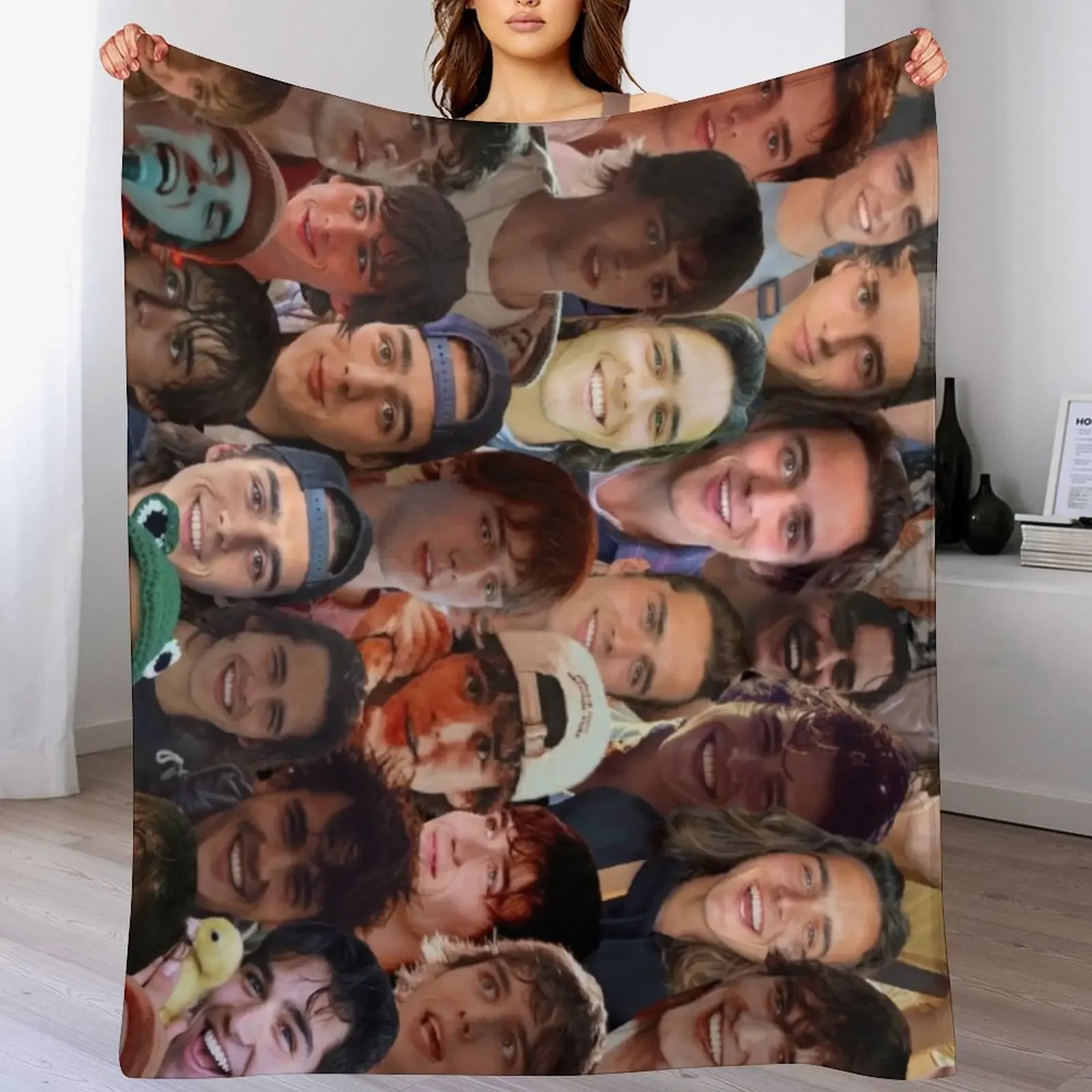 

Charlie Gillespie Throw Blanket Soft Home Decor Blanket for Couch Bedroom