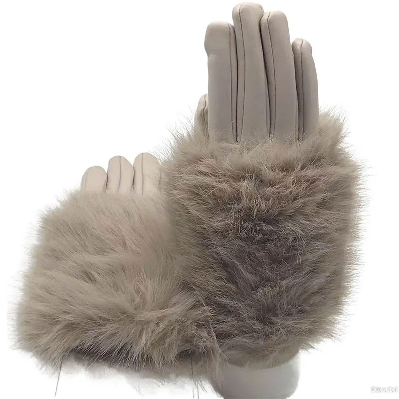 Новые модные плюшевые перчатки для женщин зимой с функцией сенсорного экрана. Они стильные для вождения, сохраняют тепло и это Новые модные плюшевые перчатки для женщин зимой с функцией сенсорного экрана. Они стильные для вождения, сохраняют тепло и это