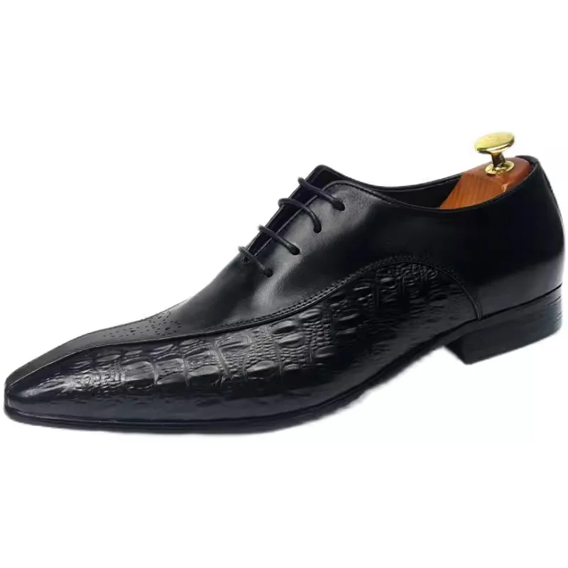 New British Style Printing Pointy Business Dress Shoes Men's Shoes Carved Business Casual Leather Shoes Formal Wedding Shoes