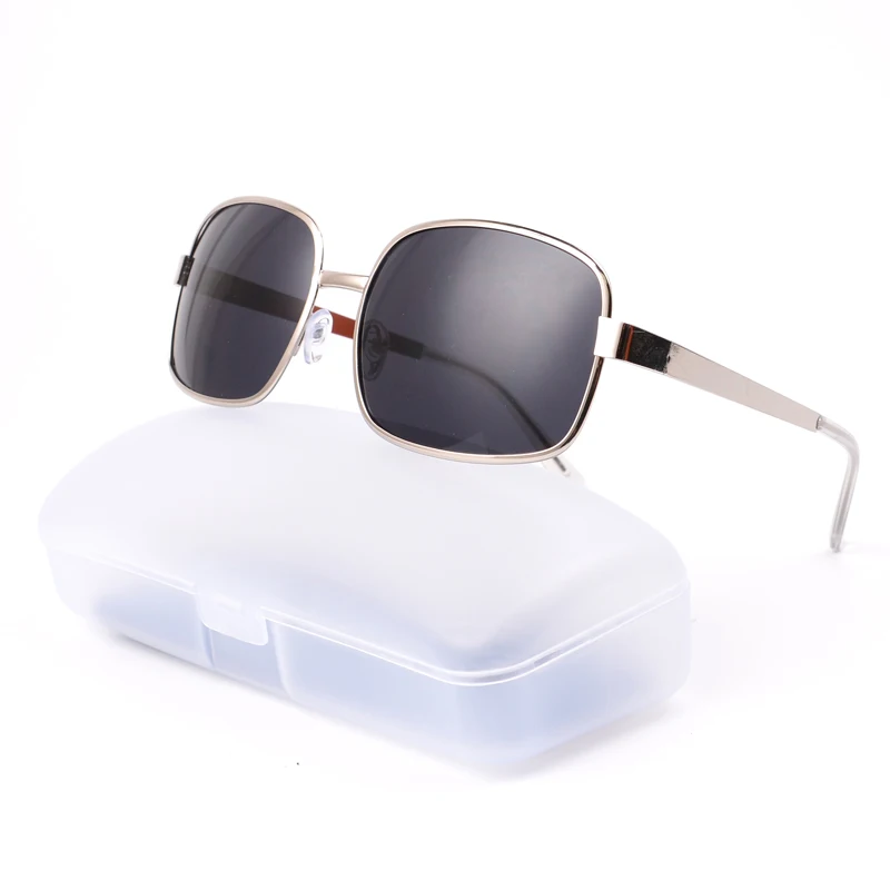 Men's and women's new fashion trend street summer sun shading beach tourism metal round frame gray fashion glasses: with box