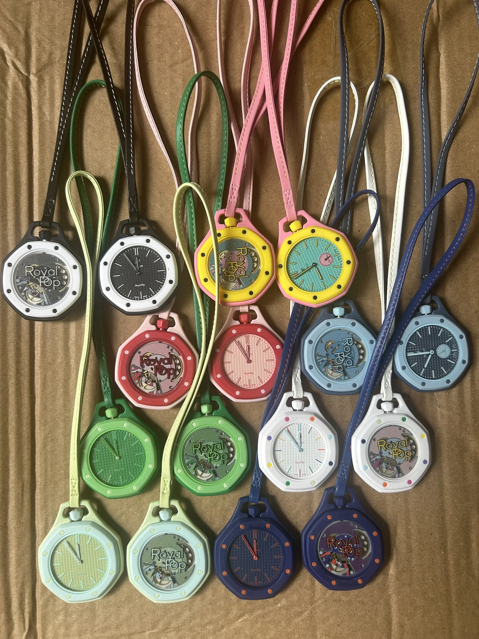 Réplique 1:1 sans boîte, montre de poche à quartz AP SWATCH, montre de poche Royal Pop Oak, montre de couple, cadeau d'anniversaire exquis, nouveauté