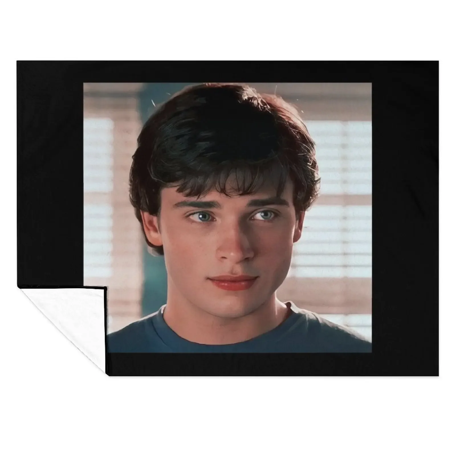 

Tom welling Throw Blanket Moving sofa bed Blankets For Bed Retros Blankets