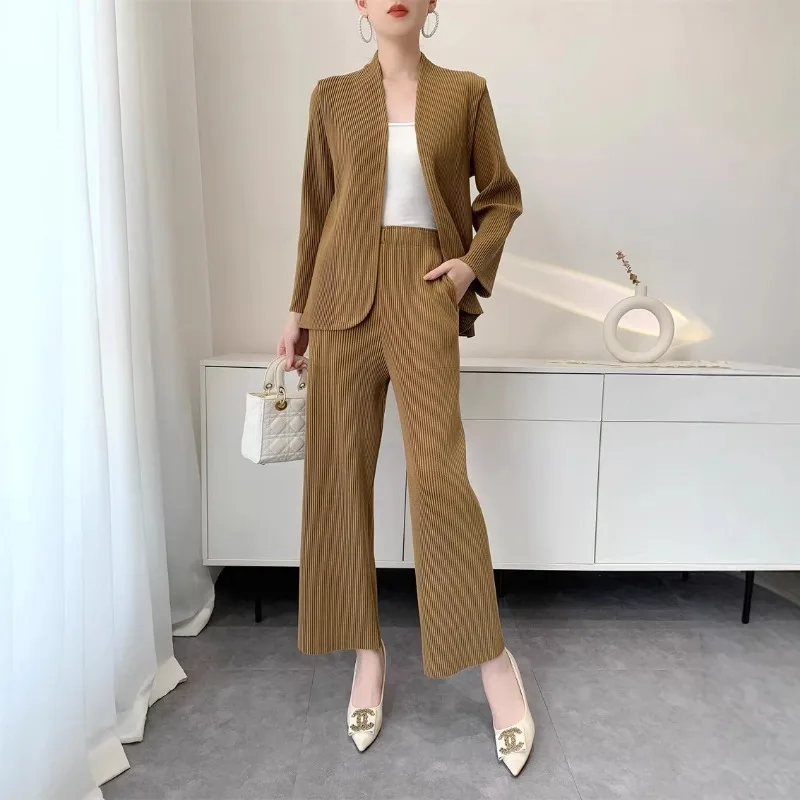 

Костюм-двойка Miyake с плиссированными брюками: модный плиссированный костюм для женщин, весна-осень 2026, новая коллекция, пиджак и брюки с широкими штанинами и эффектом плиссе