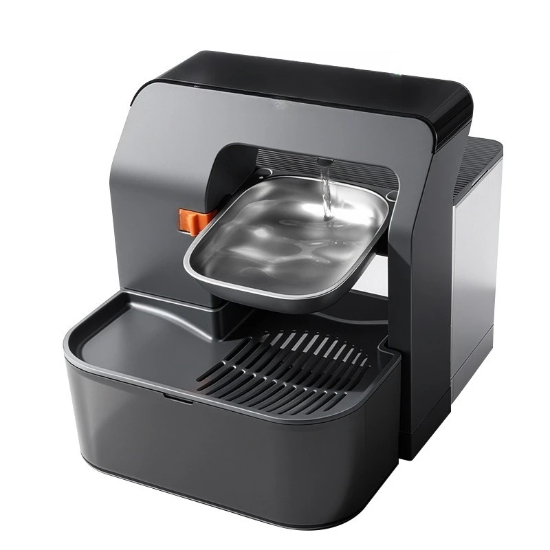 

New dumping pet water dispenser, black sewage separation, automatic water feeding, cat water dispenser is not plugged in.