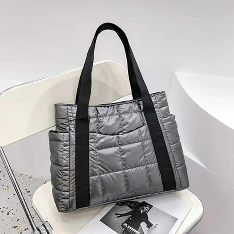 Borse invernali Borse spaziali Borse a tracolla da donna imbottite spaziali Borse invernali di grande capacità Designer Nylon Cotone Tote caldo Solido