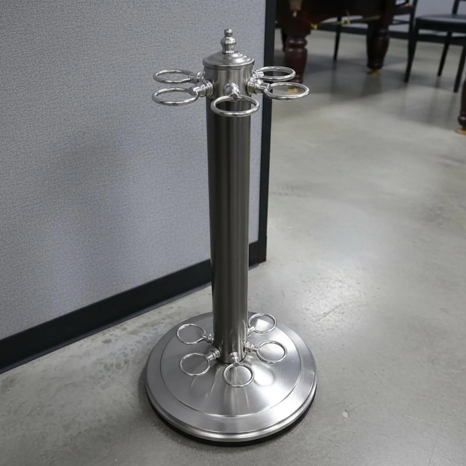 

Metal Billiard Cue Rack Stable Base 6-Cue Floor Stand Billiards Accessory Space Saving for Bar