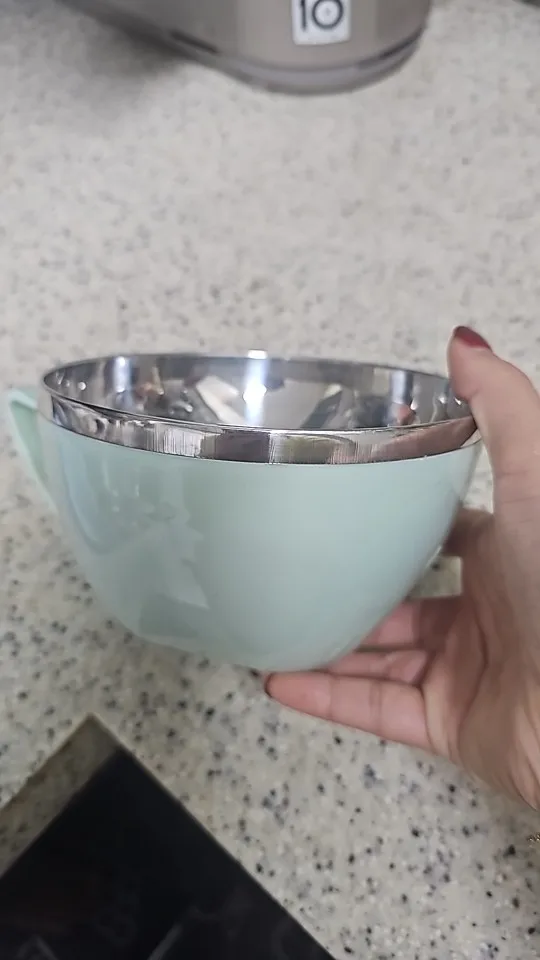 1PCS Stainless Steel Bowl with Handle Solid Color Anti Scalding Instant Noodles Mixing Bowl Kitchen Tableware Food Accessory photo review