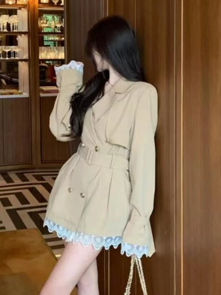 

Французский модный элегантный плащ цвета хаки, женский дизайн, кружевные лоскутные куртки средней длины, корейское пальто, повседневная шикарная одежда, новинка