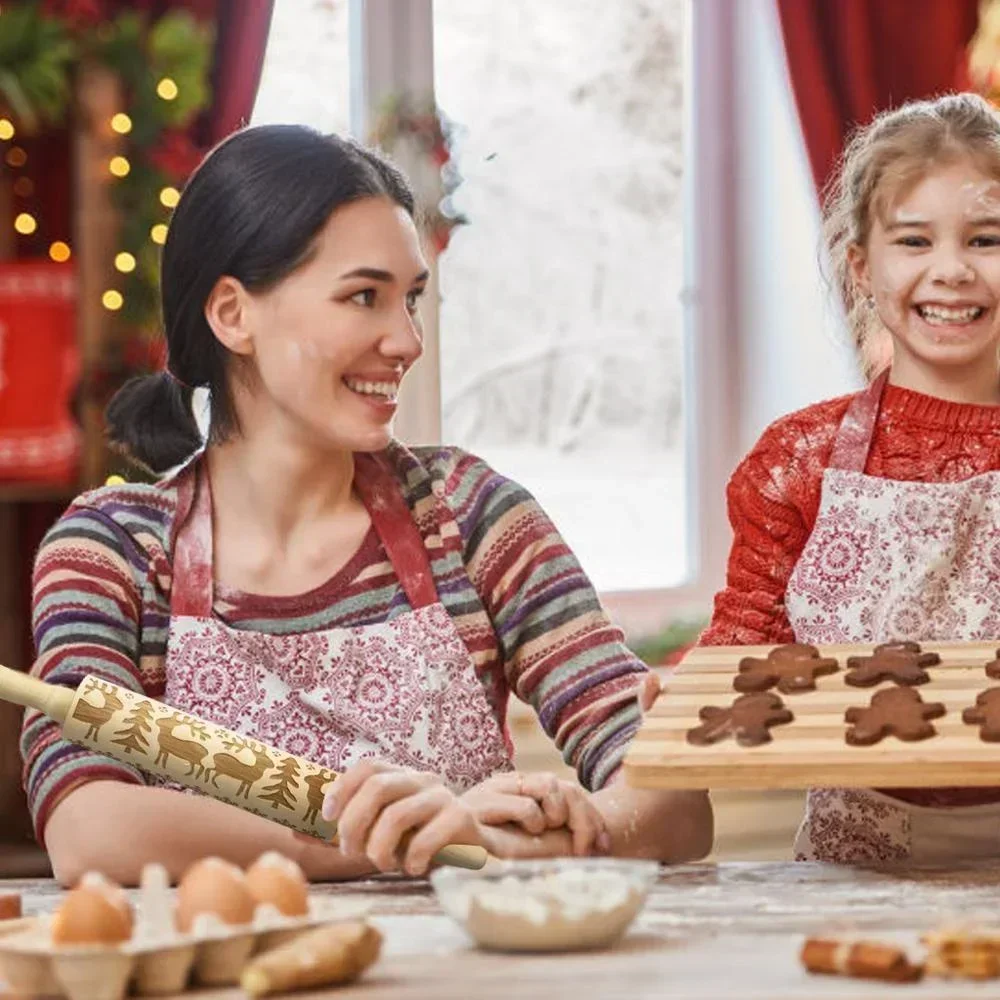 Wood Christmas Printing Rolling Pin Wooden Carvings Embossing Elk Snowflake Christmas Tree Snowman Rolling Pin Cookies Crafts