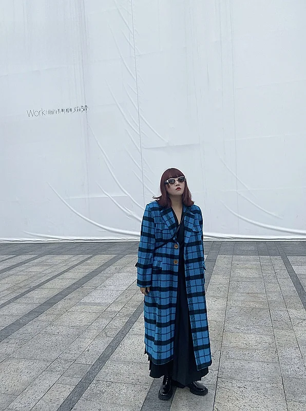 

Новое женское шерстяное пальто оверсайз в винтажную клетку, свободного кроя, осенне-зимняя коллекция, премиум-класс