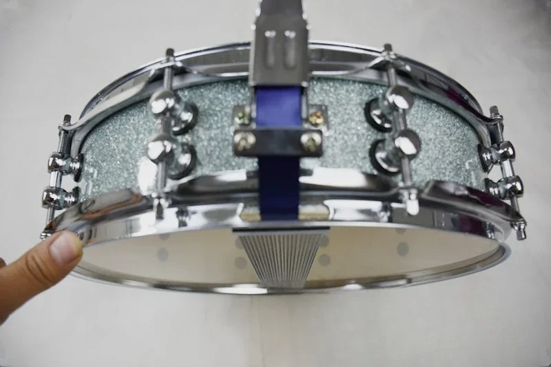 Birch lacquered snare drum