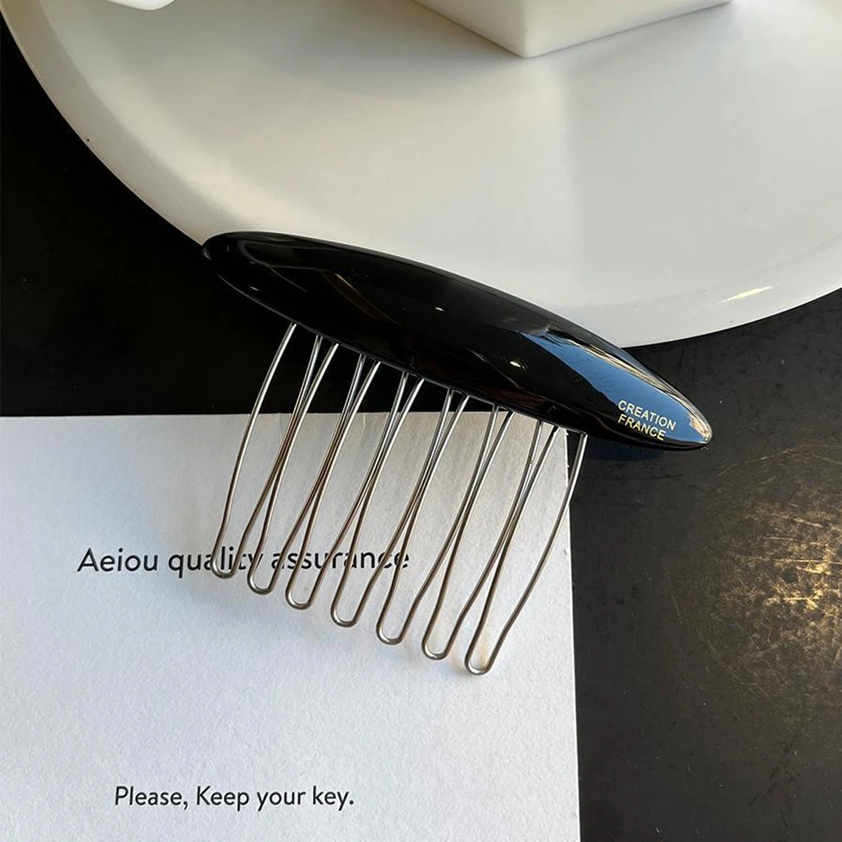1 Stück Neuer Retro Gold Standard Haarkamm, Hochwertiger Ovaler Umgekehrter Kamm, Acetat-Seitenclip Koreanische Version des Kopfbedeckungs-Haarkamms – Detail 7