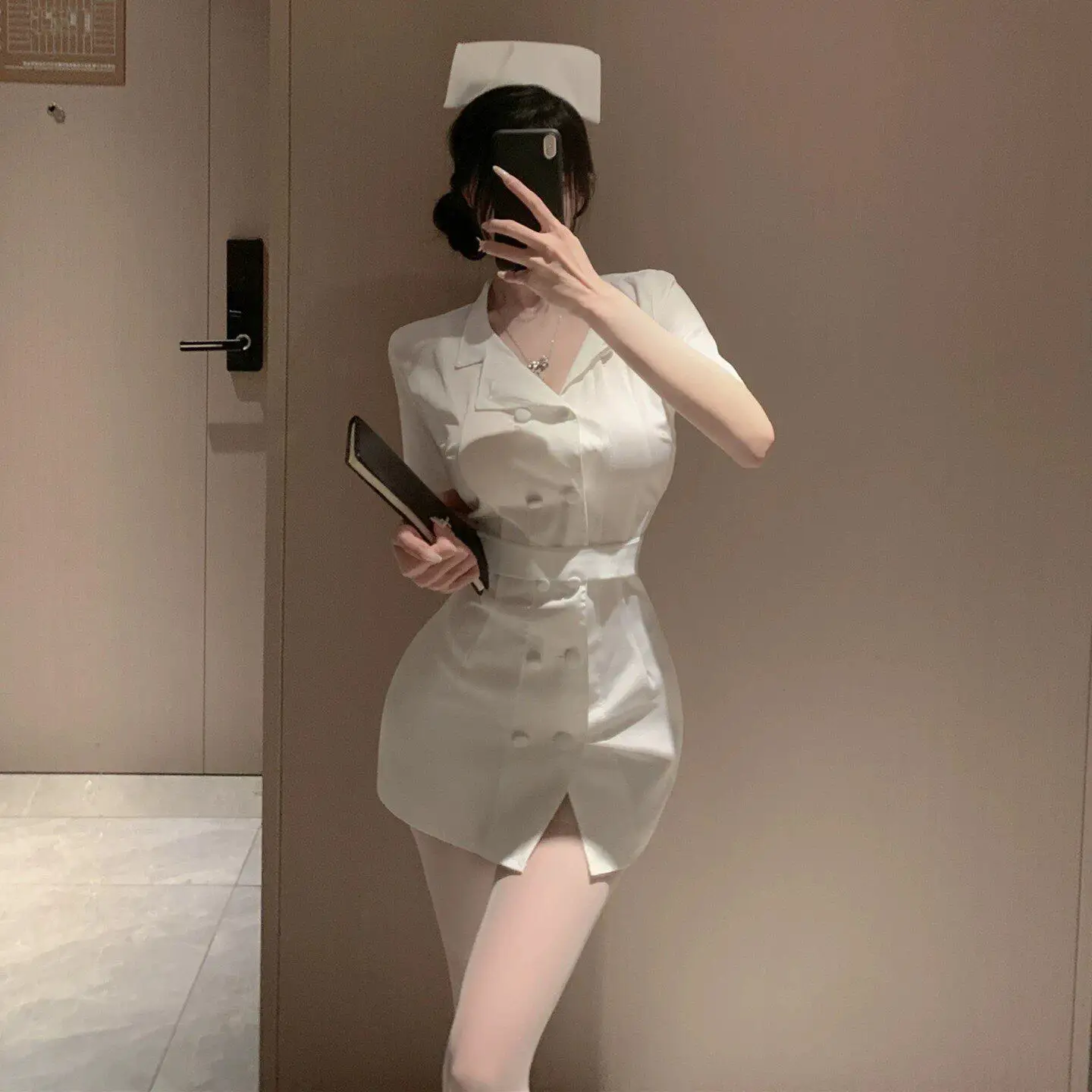 

Sexy Halloween Nurse Costume Short Role-playing Performance Outfit Pure Desire Nursing Uniform Club Show Costume Set