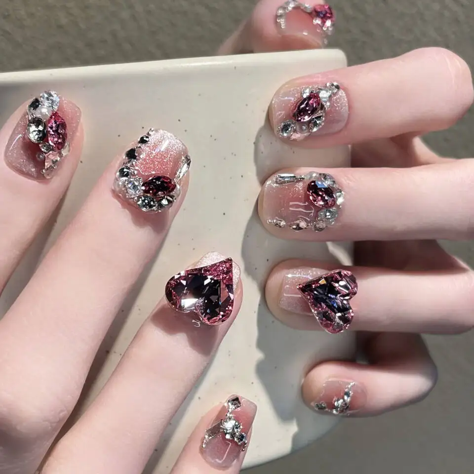 

New in Stock2025 Japanese burgundy love rhinestone short manicure Press on Nails