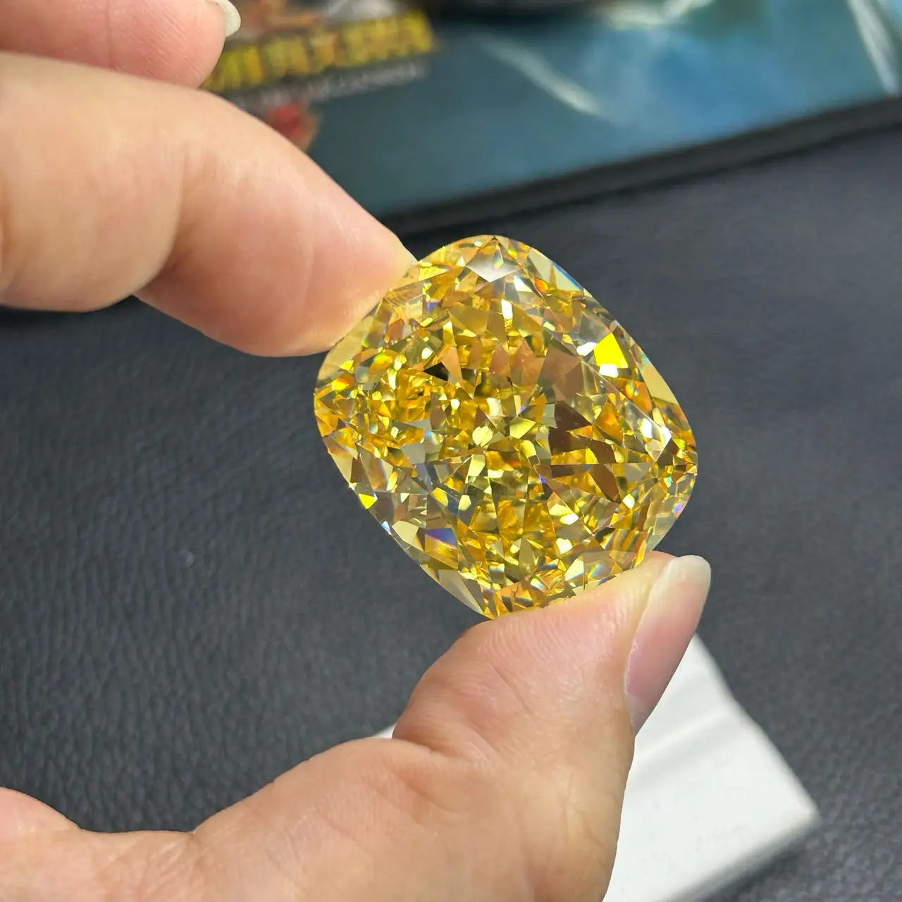 Fancy Yellow CZ Stone 25x30mm 178 Carats Zircon Elongated Cushion Cut Cubic Zirconia Gemstones