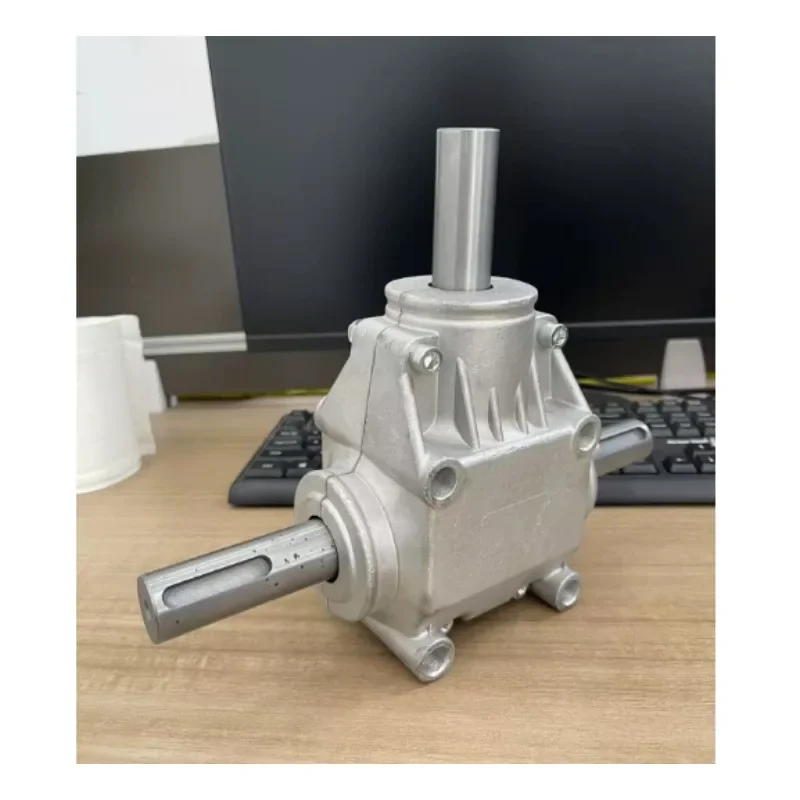 T-type Right Angle Steering Gearbox, 1:1 Speed Ratio 90 Degree Commutator for Mechanical Power Transfer