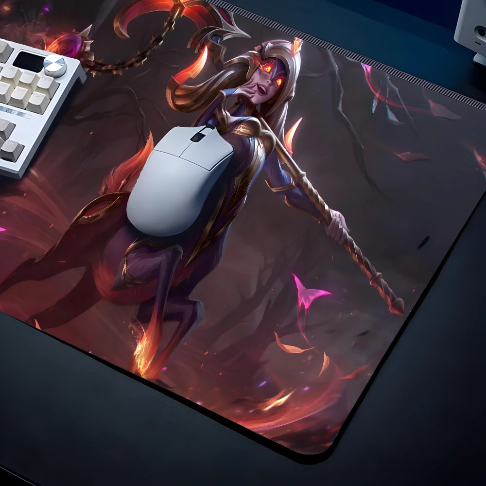 League of legends lillia pequeno mousepad grande acessórios de jogos de computador mousepads tapetes de mesa anti-deslizamento portátil macio mouse pad