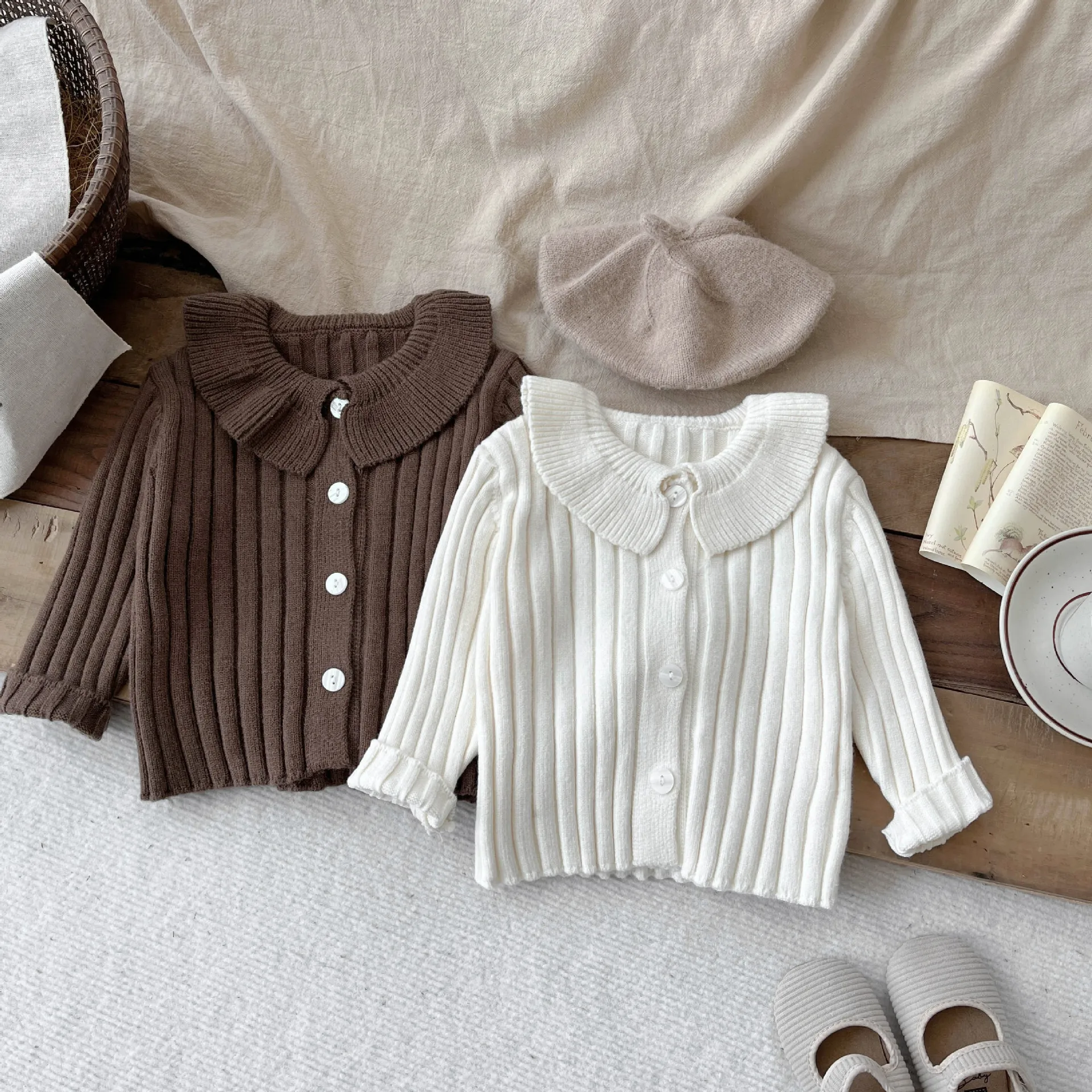 

2025 Autumn New Baby Girl Long Sleeve Sweater Coat Solid Infant Toddler Peter Pan Collar Tops Girls Cotton Knitted Cardigan