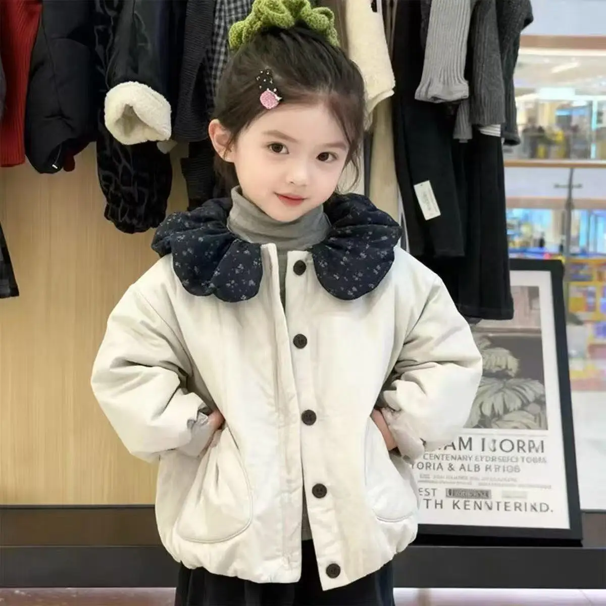

Girls' Thick Coat Winter 2026 New Children's Korean Version Doll Collar Thick Cotton Jacket 90-150cm