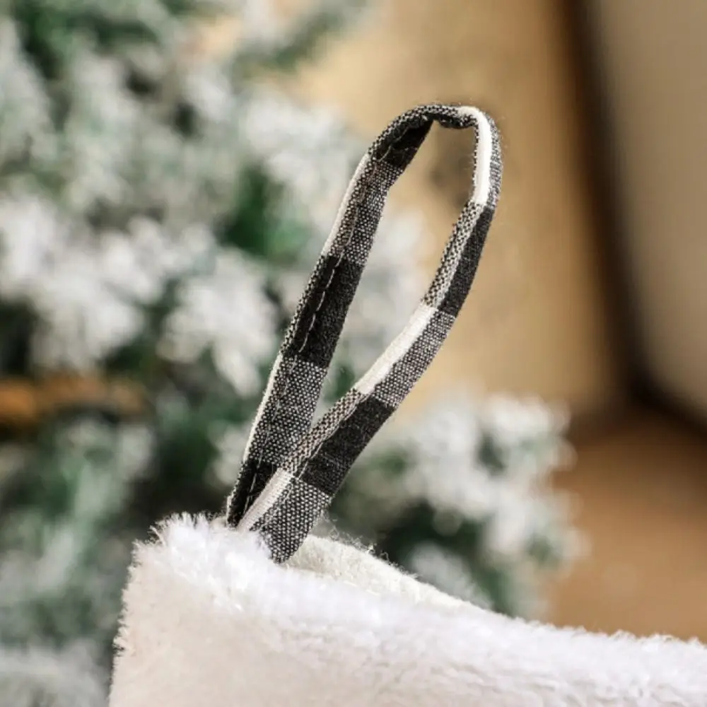 

Embroidered Snowflake Christmas Plaid Stocking Personalized Linen Cloth Candy Bag High Quality Creative Gift Bag Party