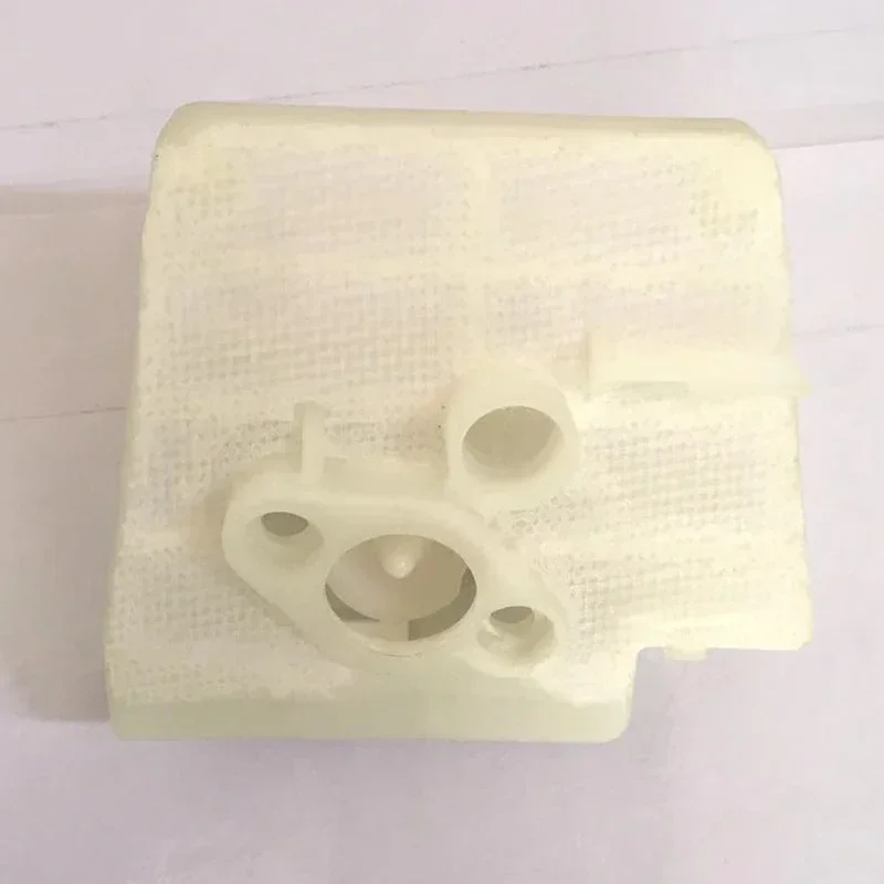 チェーンソーのエアフィルターの交換、信頼性が高く実用的なプラスチックおよび金属構造、024 026 ms、240 260