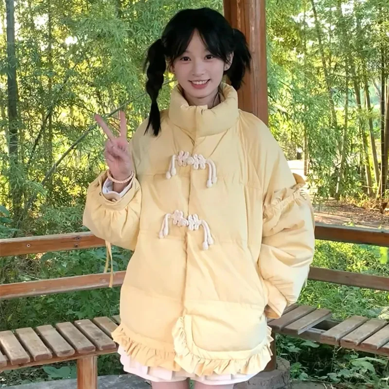 Żółte Kawaii Parki Damskie Zimowe Grube Eleganckie Zapinane na Guziki Z Falbankami Preppy Puszyste Płaszcze Luźne Codzienne z Kołnierzem Stójką Urocze Ubrania Wierzchnie dla Studentek