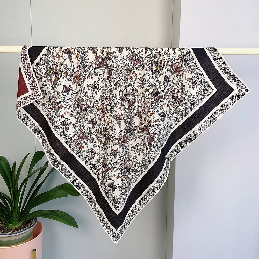 

Winter Small Head Scarf 65CM Hand Rolled Edges Shawls Double Face Luxury Brands High Quality Scarves Mother Christmas Gift