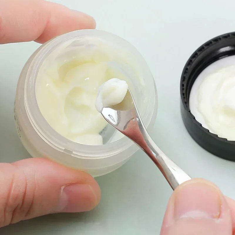 

Металлическая косметическая лопаточка для ухода за кожей, мини-шпатель для масок, многоразовая ложечка для крема, лосьонов, увлажняющих средств.