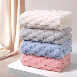 Toalla de mano con patrón de nube encantadora, toalla de mano súper absorbente con patrón de celosía de nube para decoración de baño para uso diario