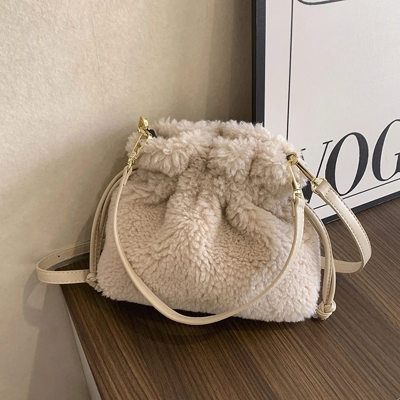 2023 New Winter Women Bags Luxury Lamb Wool Handbag Designer Bucket Crossbody Bag Soft Fluffy Plush bolsa feminina Shoulder Bag