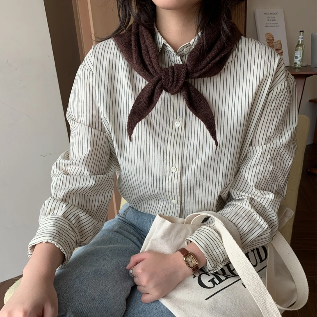 

6% wool temperament age-reducing triangle scarf knitted small shawl for women in autumn and winter Korean style