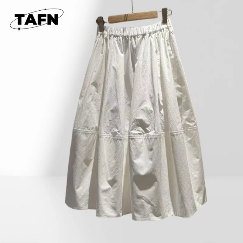 

Elegant Button-Up Skirt – Classic & Design for Everyday Use Flirty Mini Skirt with Ruffle Details – Fun Feminine Summer AG2819