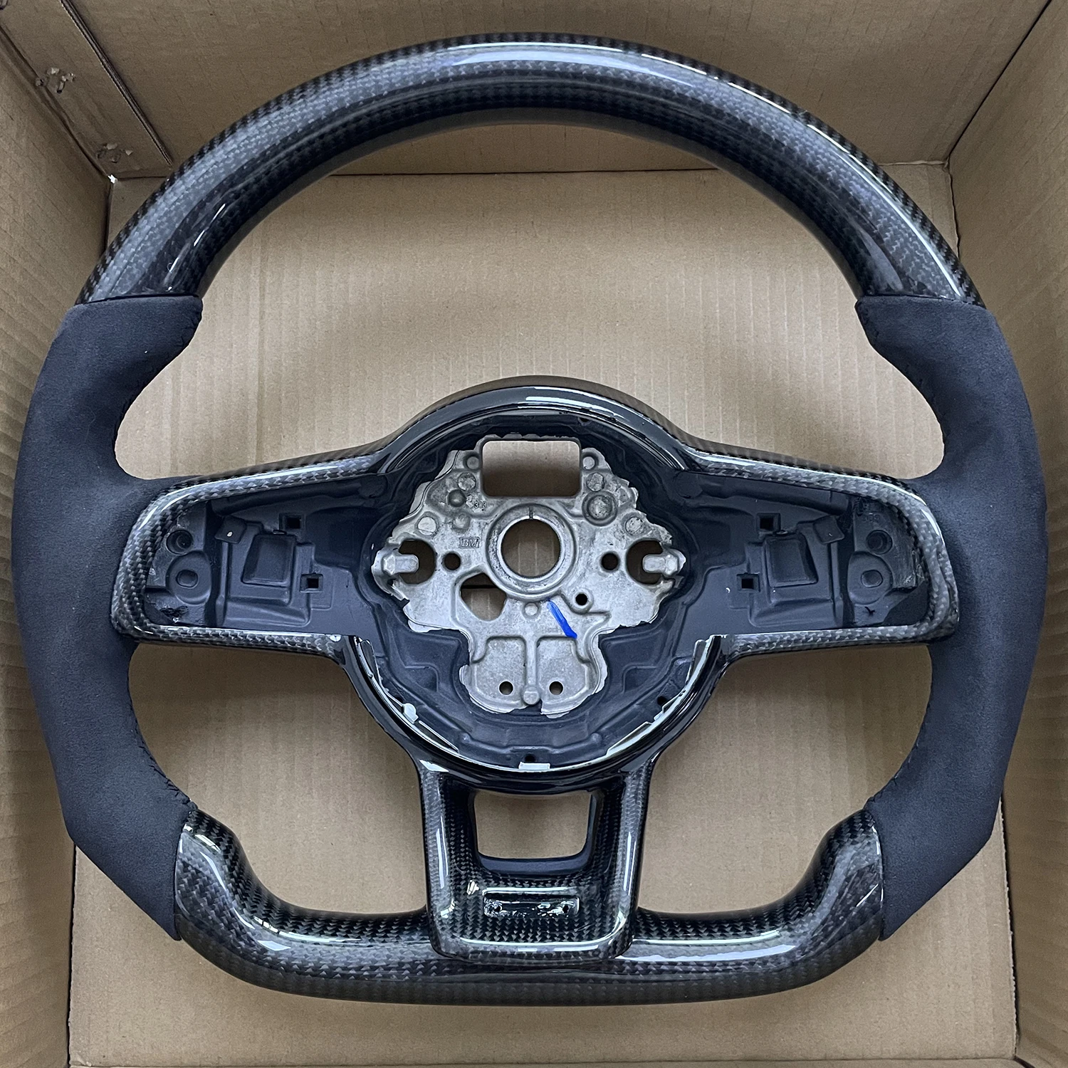 Carbon Fiber Steering Wheel Alcantara For VW Golf MK7 7.5 GTI GTD GTE R 2013-2020 Polo GTI DSG with Key Frame