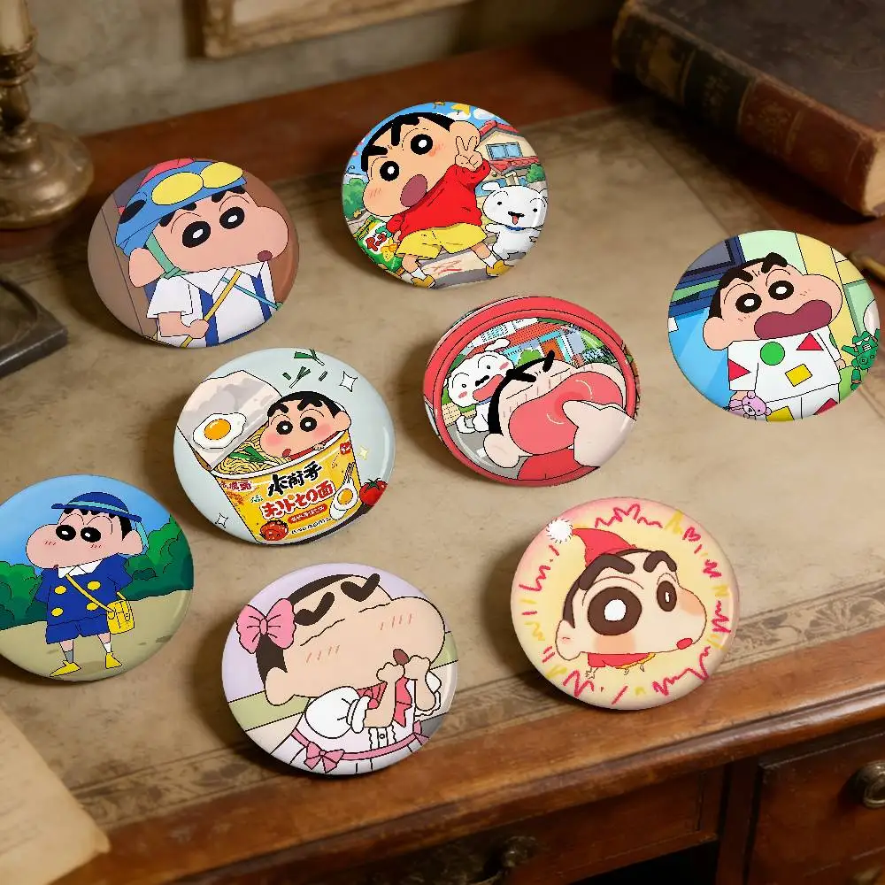 C-Crayon Shin-chan Exquisite Tinplate Brooches Sleek Badge Lapel Pins For Bag Accessories Practical Souvenir Gifts