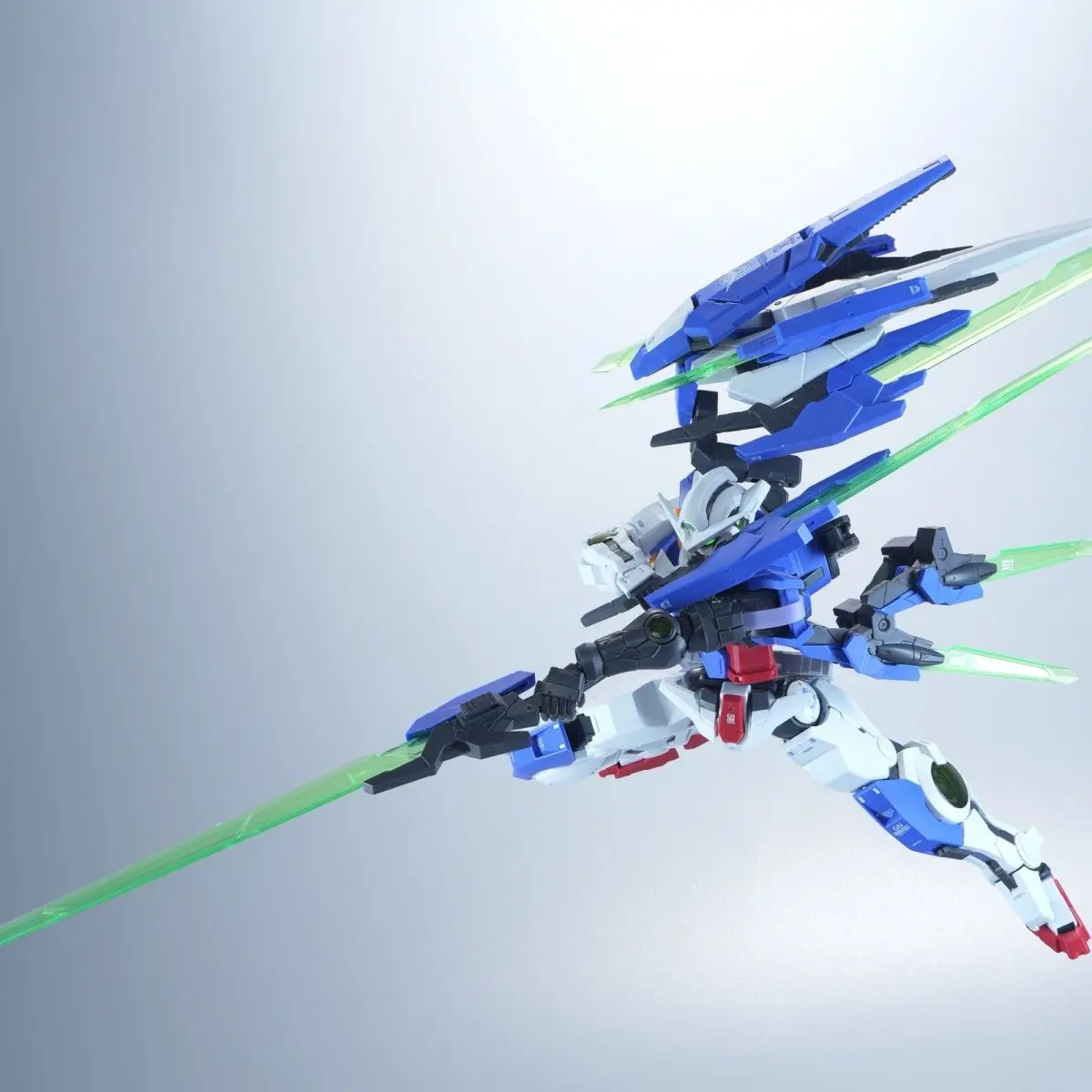 新製品】GBCモデル HG 1/144 GN-001 REIV エクシアリペア4 GBC R4
